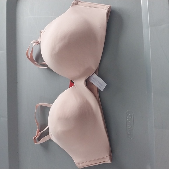 Secret Treasures Seamless Nude Bra - Picture 1 of 2